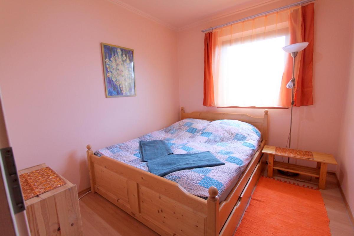 Velence Lake Apartman Гардонь Екстер'єр фото