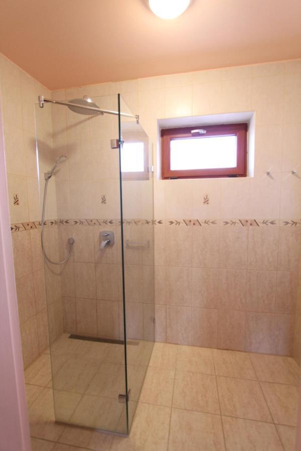 Velence Lake Apartman Гардонь Екстер'єр фото